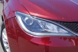 Used 2017 Chrysler Pacifica Touring-L image 3