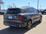Used 2023 Kia Sorento S image 5