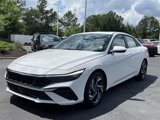 Certified 2024 Hyundai Elantra SEL w/ Convenience Package image 3