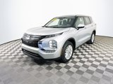 Used 2022 Mitsubishi Outlander ES image 5