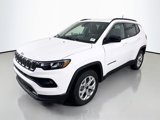 New 2025 Jeep Compass Latitude image 3