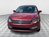 Used 2015 Volkswagen Passat TDI SEL Premium image 2