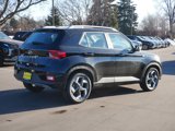 Used 2025 Hyundai Venue SEL image 4