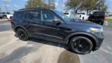 Used 2021 Ford Explorer XLT image 3