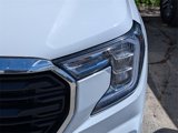 Used 2024 GMC Terrain SLE image 2