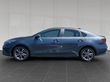 Used 2022 Kia Forte LXS image 2