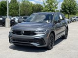 Used 2022 Volkswagen Tiguan SE R-Line image 3