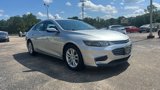 Used 2018 Chevrolet Malibu LT image 3