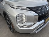 Used 2024 Mitsubishi Outlander AWD image 6