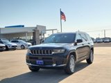 New 2025 Jeep Grand Cherokee L Laredo image 2