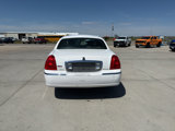 Used 2011 Lincoln Town Car Signature Limited image 4