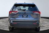 Used 2021 Toyota RAV4 LE image 4