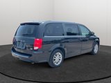 Used 2019 Dodge Grand Caravan SXT image 3