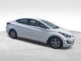 Used 2015 Hyundai Elantra SE image 5