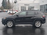 New 2025 Jeep Compass Latitude image 2