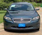 Used 2010 Ford Taurus Limited image 2