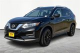 Used 2017 Nissan Rogue SV image 2