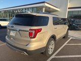 Used 2017 Ford Explorer Limited image 2