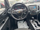 Used 2018 Chevrolet Equinox LT image 2