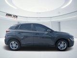 Used 2023 Hyundai Kona SE image 2