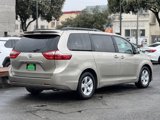 Used 2017 Toyota Sienna LE image 5