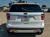 Used 2017 Ford Explorer XLT w/ Equipment Group 201A image 4
