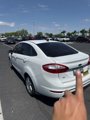 Used 2017 Ford Fiesta SE image 3