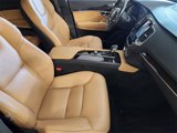 Used 2017 Volvo XC90 T6 Momentum image 3