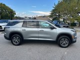 Used 2024 Chevrolet Traverse LT image 2