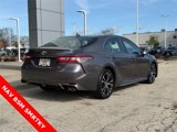 Used 2019 Toyota Camry SE w/ Convenience Package image 4