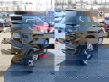Used 2018 Nissan Rogue SV image 4