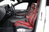 Certified 2022 Porsche Macan image 5