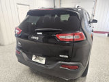 Used 2017 Jeep Cherokee Latitude image 6