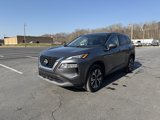 Used 2023 Nissan Rogue SV image 3