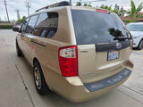 Used 2008 Kia Sedona LX image 4