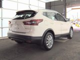Used 2022 Nissan Rogue Sport SV w/ Technology Package image 2
