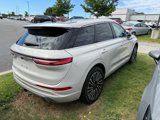 Used 2022 Lincoln Corsair Reserve w/ Equipment Group 201A image 2