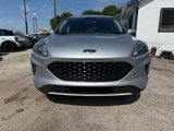 Used 2020 Ford Escape SE image 2