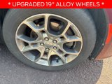 Used 2017 Dodge Charger SXT image 4