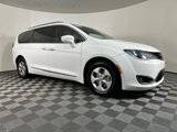 Used 2018 Chrysler Pacifica Touring-L image 6