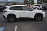 Used 2023 Nissan Rogue S image 4