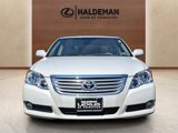 Used 2009 Toyota Avalon XLS image 2