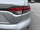Used 2020 Toyota Corolla LE image 3
