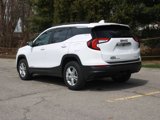 Certified 2022 GMC Terrain SLE w/ Driver Convenience Package image 5