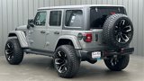 Used 2022 Jeep Wrangler Unlimited Sahara w/ Cold Weather Group image 3