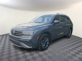 Certified 2022 Volkswagen Tiguan SE image 3