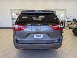 Used 2018 Toyota Sienna XLE image 5