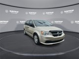 Used 2016 Dodge Grand Caravan SE image 3