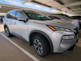 Used 2021 Nissan Rogue SV image 3