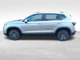 New 2025 Volkswagen Taos SE image 2